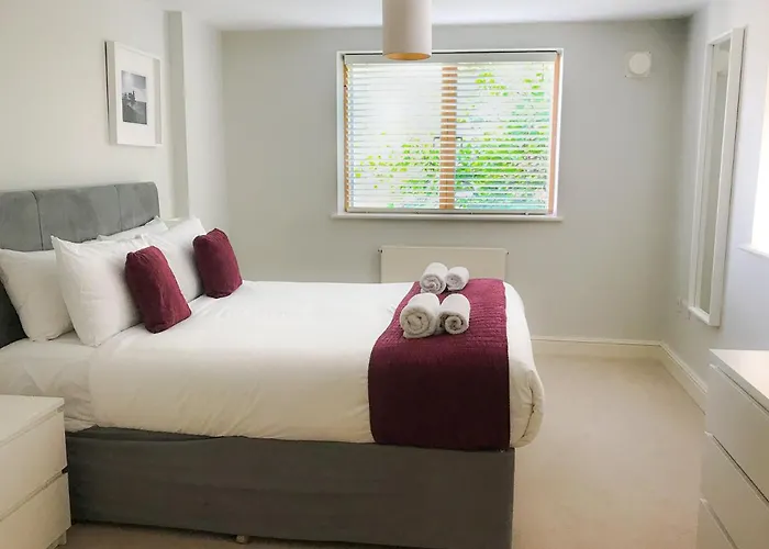 Roomspace Serviced Apartments - The Courtyard